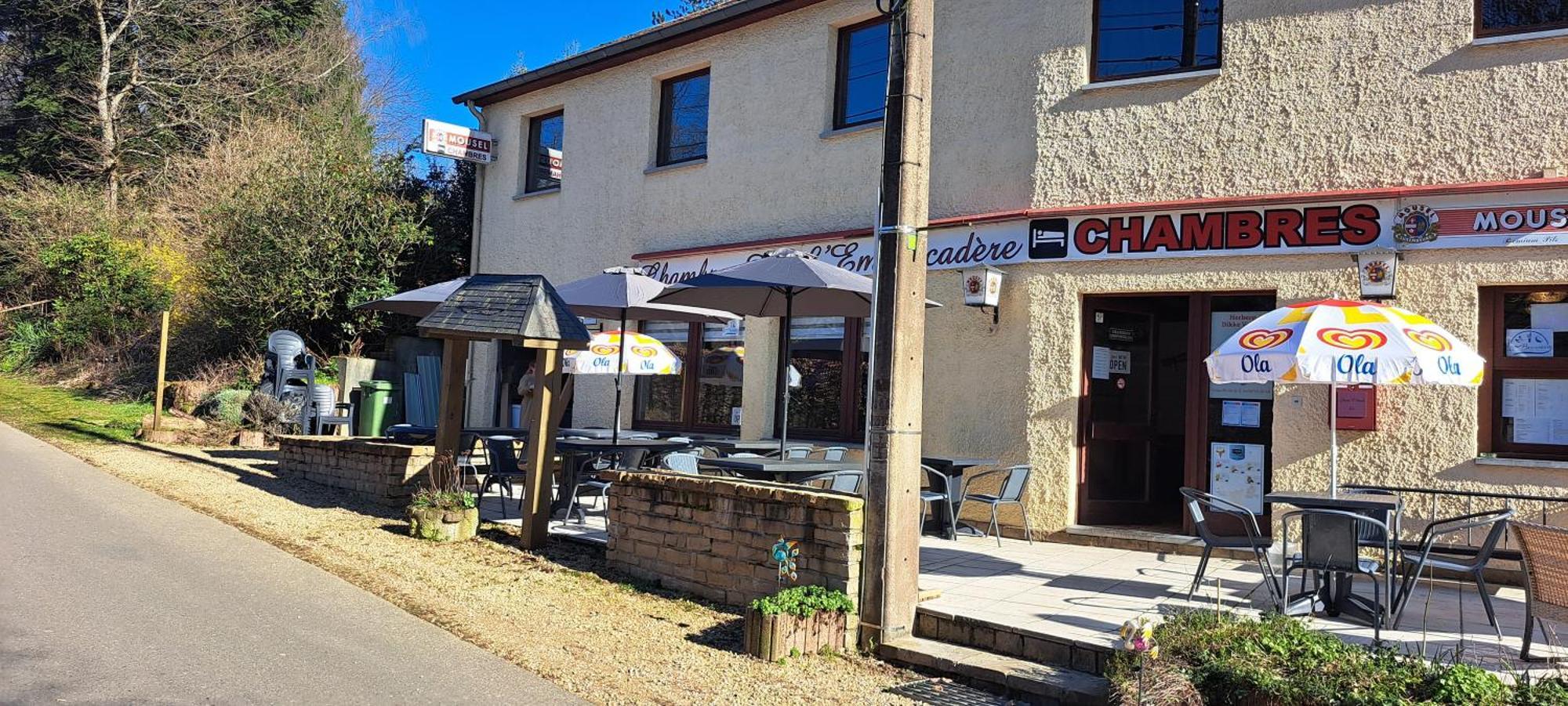 Dikke Vriend , Herberg & Taverne Chiny Eksteriør billede